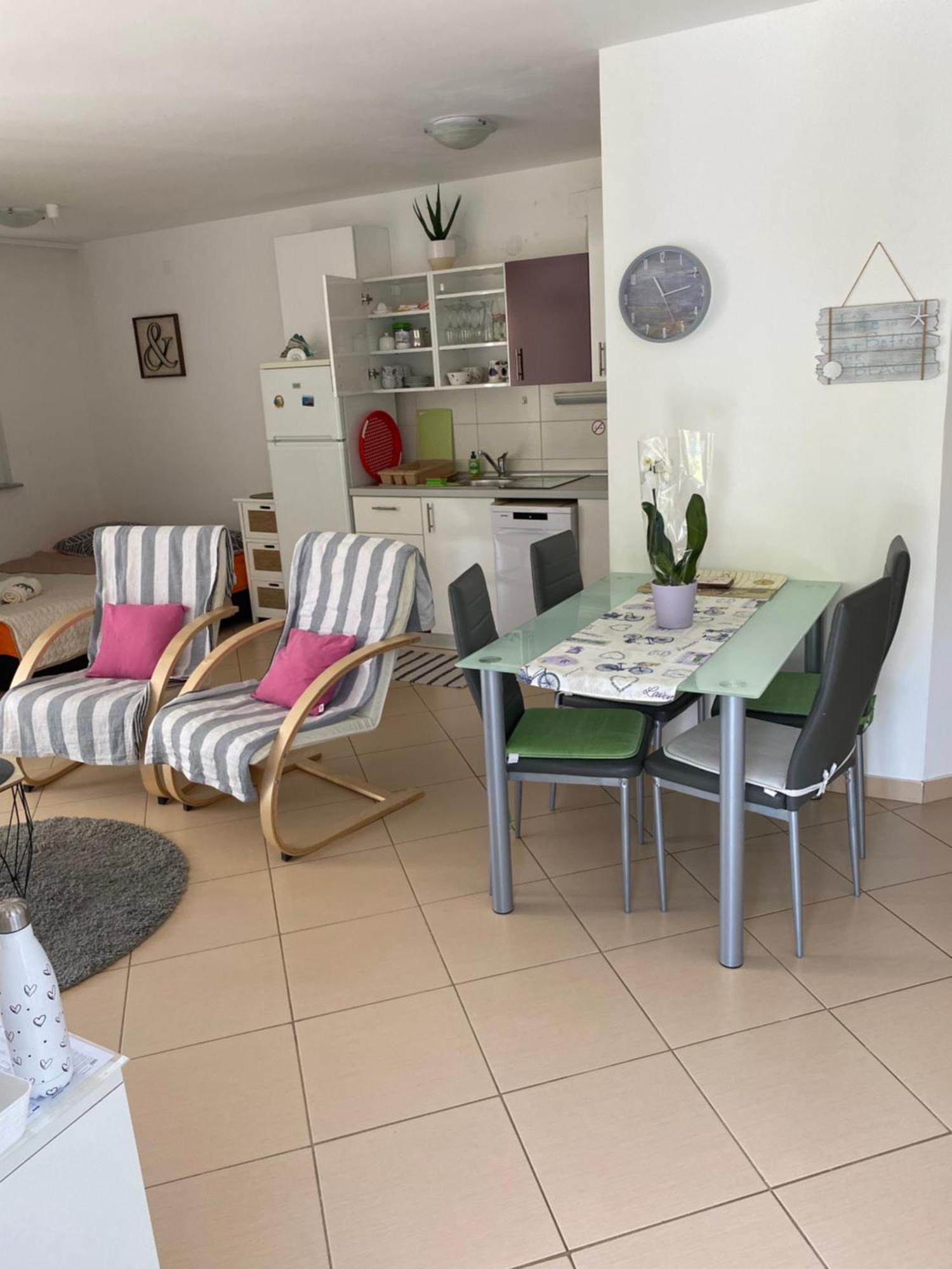 Apartman Igor Cizici Luaran gambar