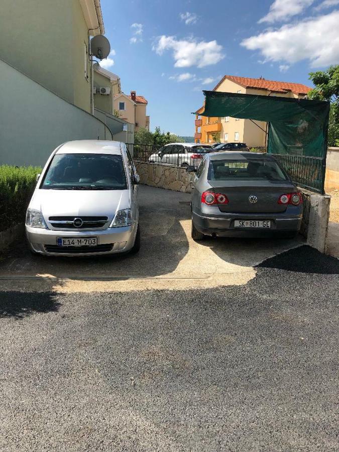 Apartman Igor Cizici Luaran gambar